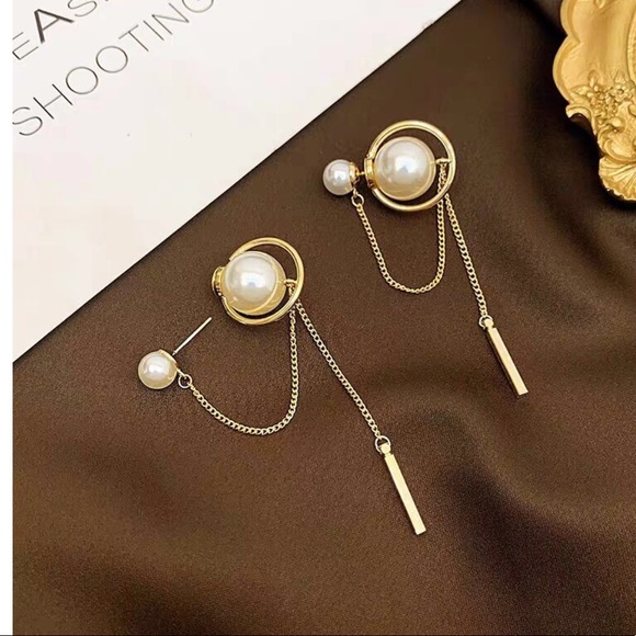 Gorgeous New Style Double Sided Earrings - Picture 5 of 7